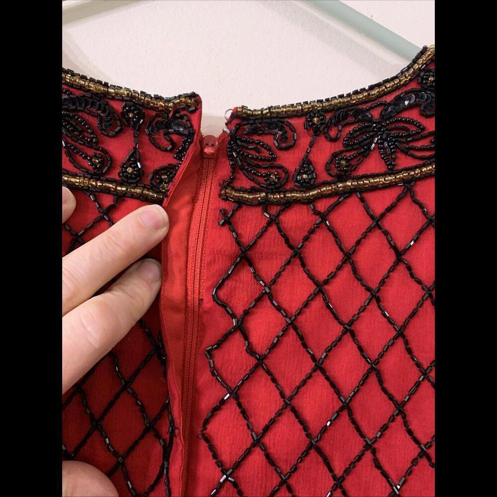 VTG Papell Boutique Womens Sz L 100% Silk Red Beaded Blouse Holiday Cocktail - Picture 8 of 9